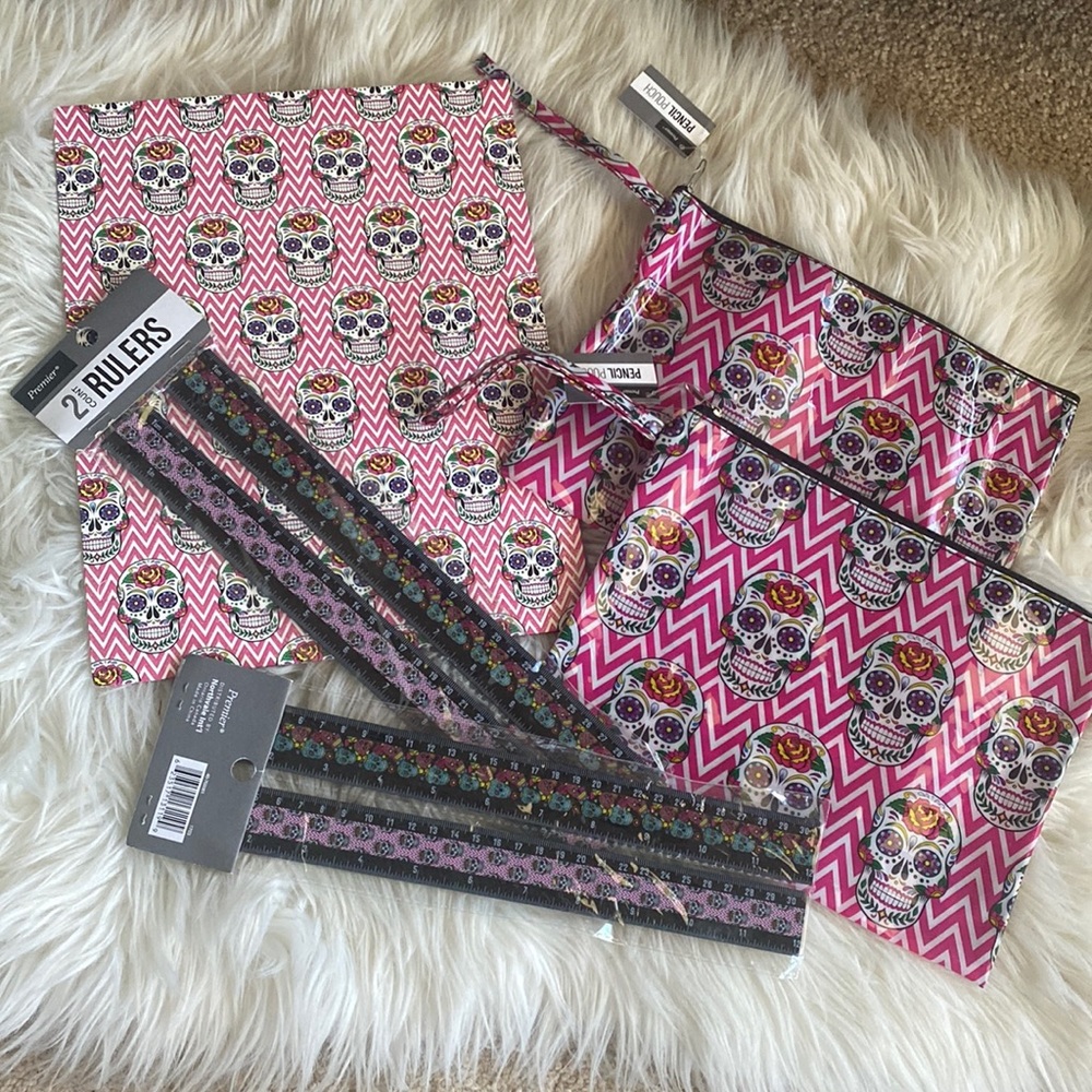 NEW💕💜Stationary bundle 5 piece 💕💜